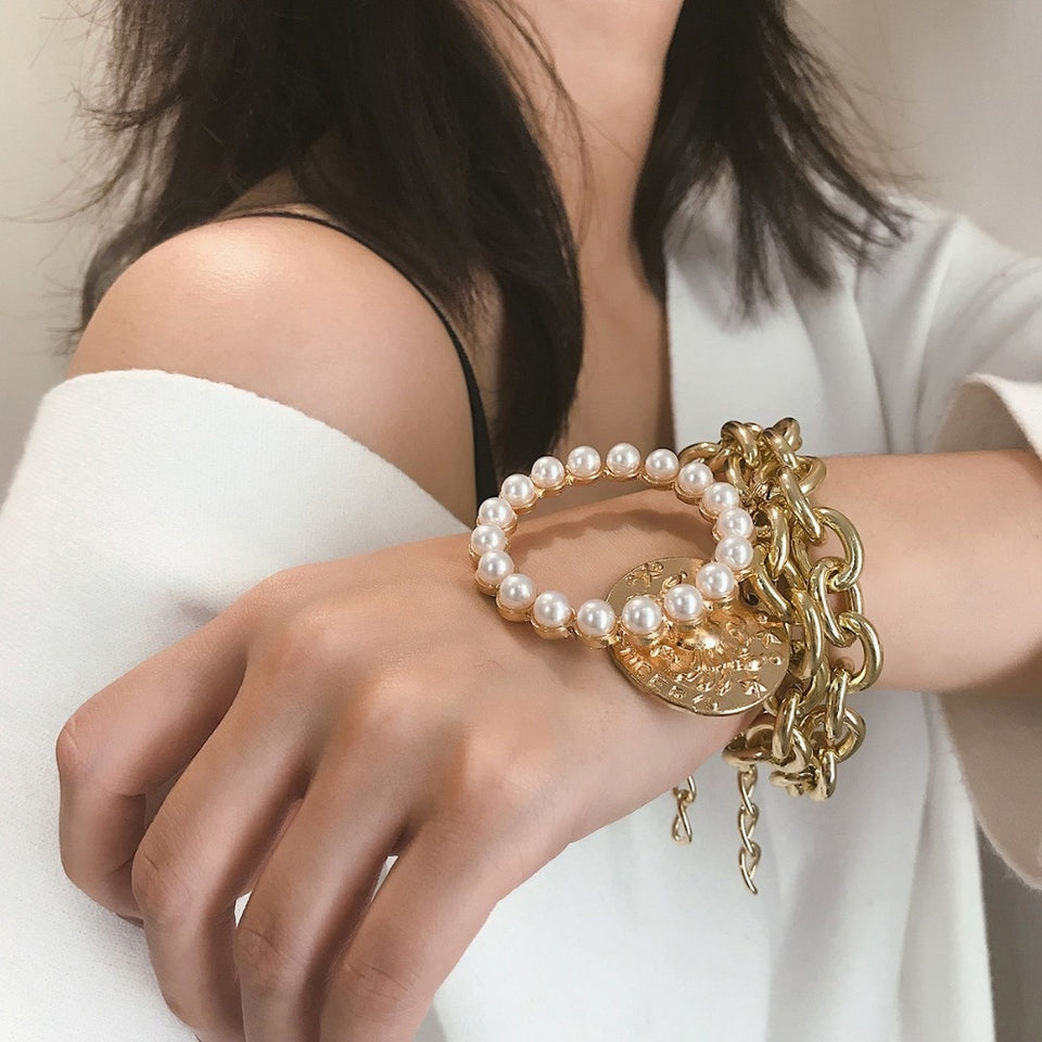 Exaggerated Charm Pearl Crab Pendant Bracelet Fashion Summer Jewelry for Women Ladies Cuff Bracelets Bangles Female Gifts